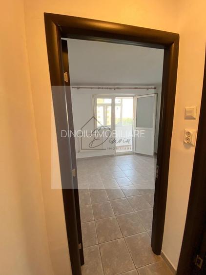 4 camere decomandat Lacul Tei I Liceul Traian I Comision 0% - 4