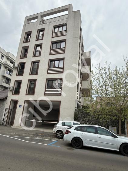 Apt. 3 cam,bloc 2019,Iancului-Calarasi,5 min metrou,Str Agricultori 40,parcare - 30
