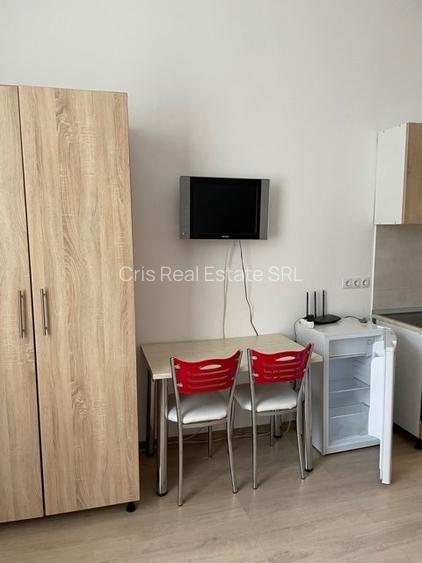 CHIRIE ap.1 camera, amenajat, mobilat, utilat la 10 minute de UMF - 9