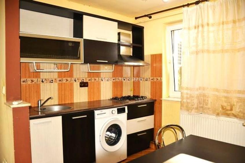 Vanzare apart 2 camere mobilat utilat, Targoviste - Aleea Tarandafirilor. - 3