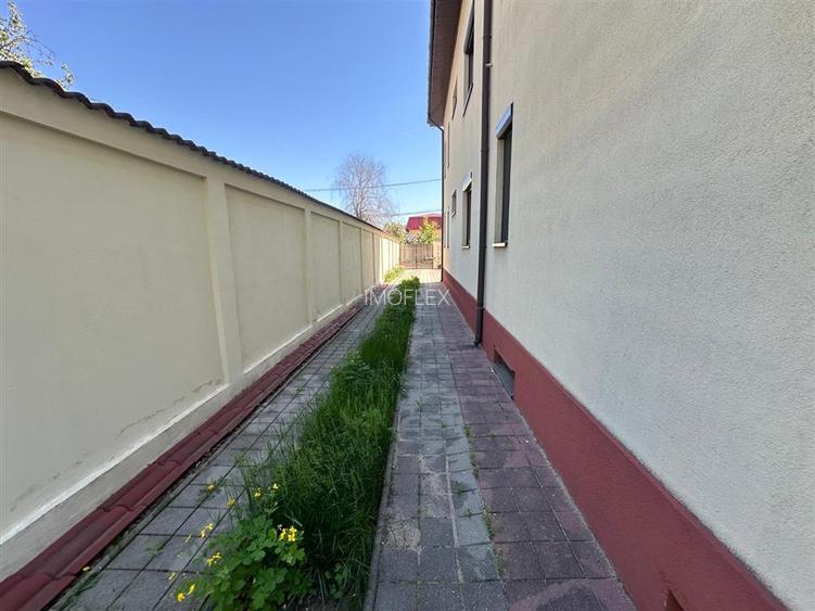 Vila | Sisesti | 10 Camere | Proprietate Rară - 8
