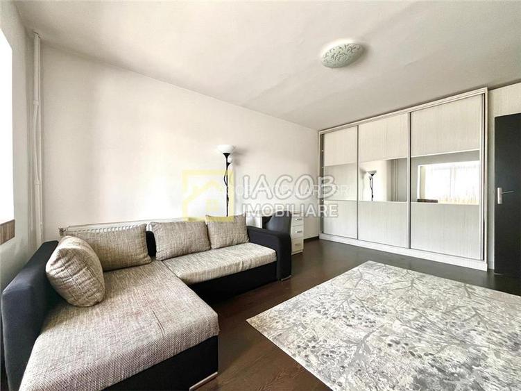 Apartament 2 camere decomandate, etaj 1, str. Mioritei Bacau - 8