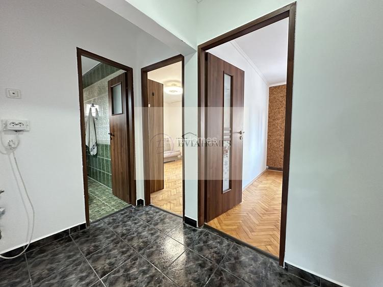 3 camere decomandate/Zona Bibliotecii Județene Octavian Goga - 4