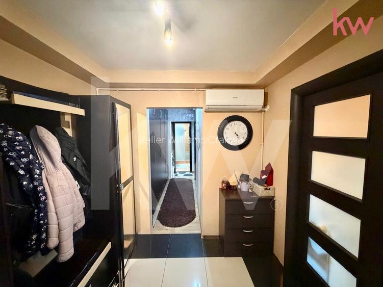 Apartament decomandat 3 camere  | Etaj 2 | Complet mobilat & utilat - 1 MAI - 6