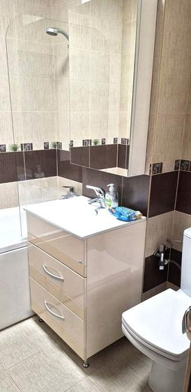 Apartament 2 camere, parcare, decomandat, 1 Decembrie 1918, renovat