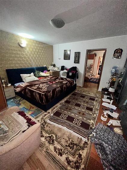 Casa Buzaului - Bis. Sf. Treime , 164mp construiti  teren 353 mp, cu 13m deschid