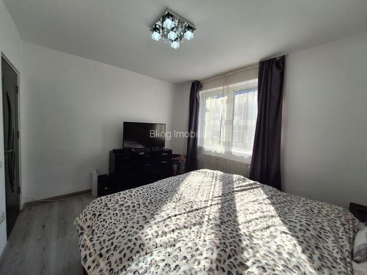 Apartament cu 2 camere, decomandat, 48 mp, parcare, zona Florilor - 4