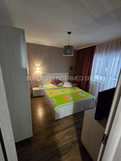 Exclusivitate - Casa de Cultura -Piata Balada - 2 camere decomandat - 10