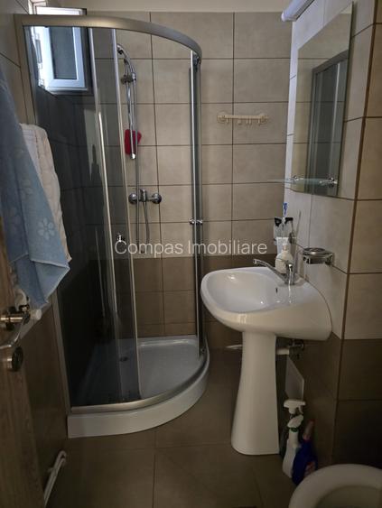 Apartament 4 camere, 3 băi, complet renovat, etaj 2, balcon, sub prețul pieței - 8