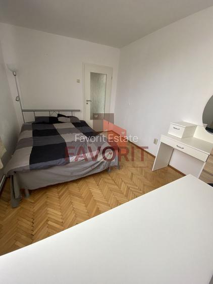 Etaj intermediar. Mobilat si utilat. Cu centrala proprie - 2