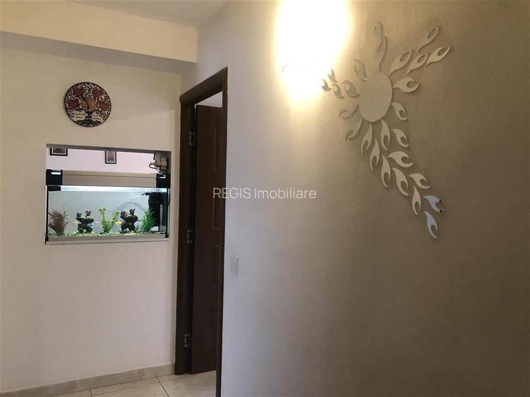Apartament spatios cu 4 camere si 2 balcoane zona Noua - 13