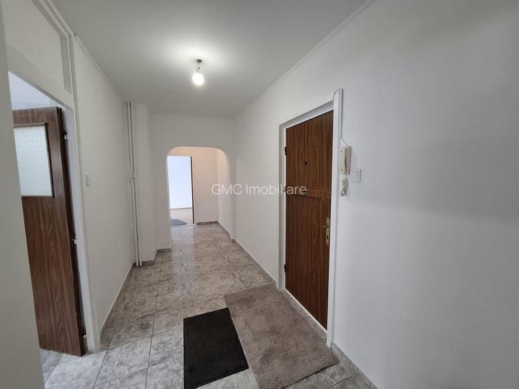 2 Camere Metrou Brâncoveanu - Erorii Revoluție L339 - 3