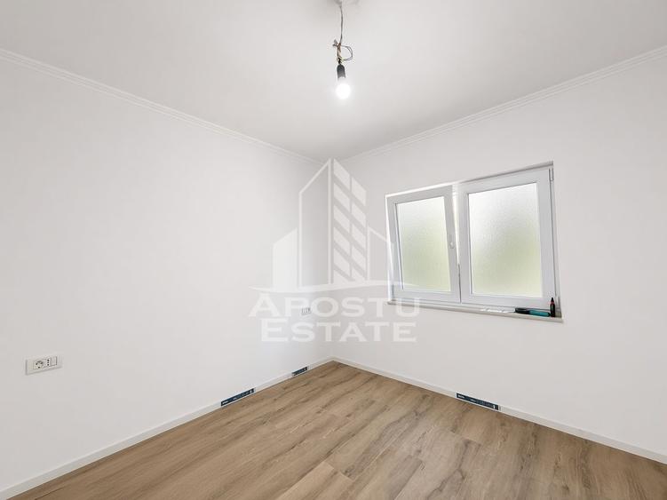 Apartament 3 camere de vanzare,decomandat,et.1Dambovita Nora,Timisoara