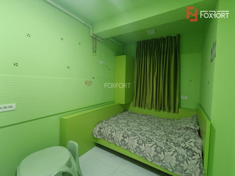 Apartament cu 3 camere, decomandat, Etaj 1 - Giroc  - 3