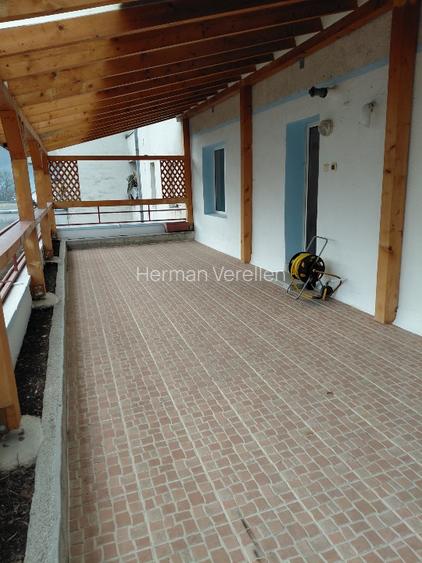 De vânzare: apartament frumos renovat cu 2 terase în centrul oraș - 15