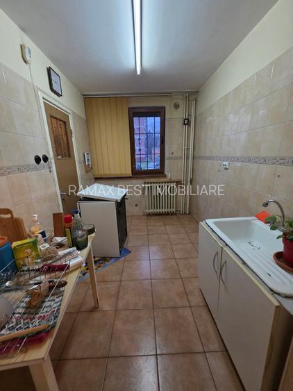 1 Decembrie 1918, 10 minute metrou, Auchan, chiar pe Onisifor Ghibu - 3