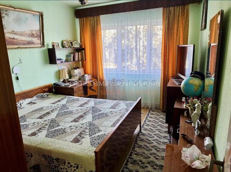 Apartament 3 camere cf 1 decomandat zona Micro 14 - 3