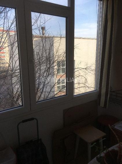 De vanzare Apartament 3 camere, Berceni, sector 4 - 7