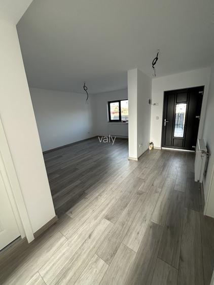 V&acirc;nd casa construcție  noua 2024 Bacau Serbanesti(zona t&acirc;rg aut - 4