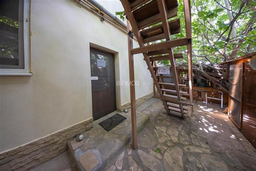 Vanzare Vila Pensiune 11 camere zona Mamaia Nord langa plaja - 41