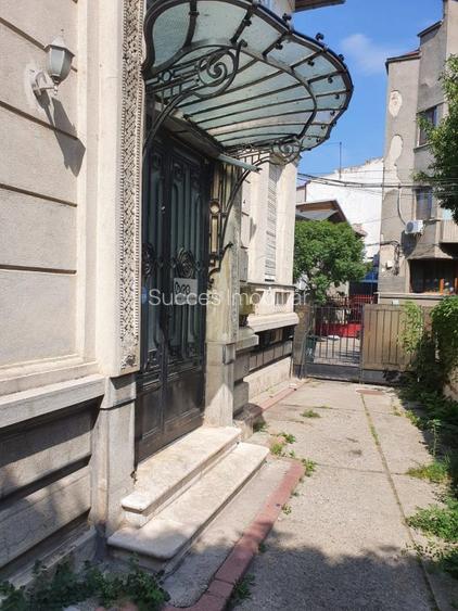 UNIRII,MANTULEASA,SECTOR 2,  VILA   SUPERBA  ,IDEAL FIRMA/CLINICA,1100000EURO - 3