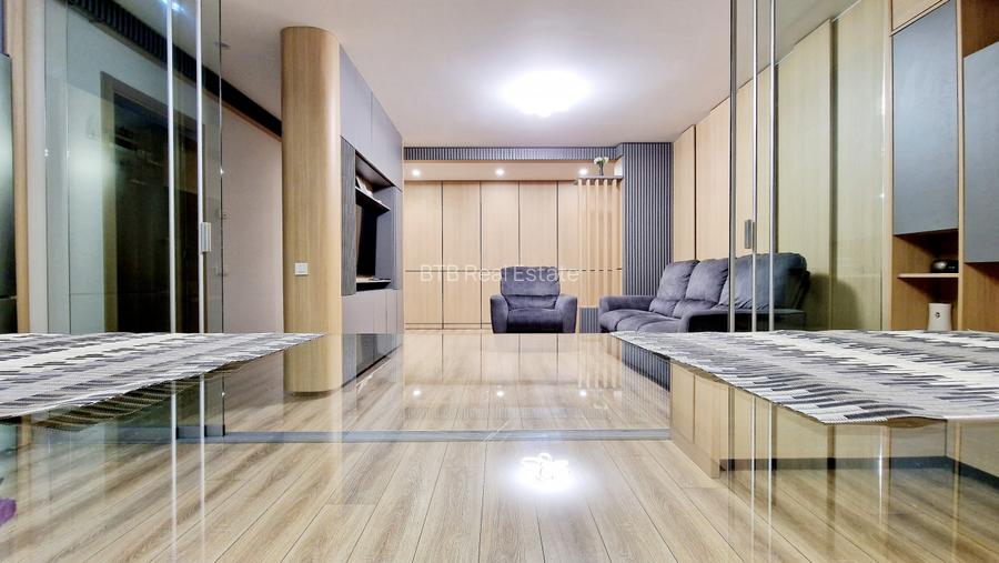 Vanzare Apartament 4 camere 135 MP  Complex Hercesa  Bld. Basarabia  - 6