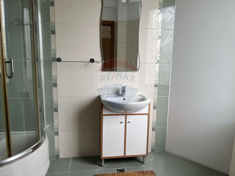 Casă / Vilă cu 5 camere de închiriat în zona Pipera - 20