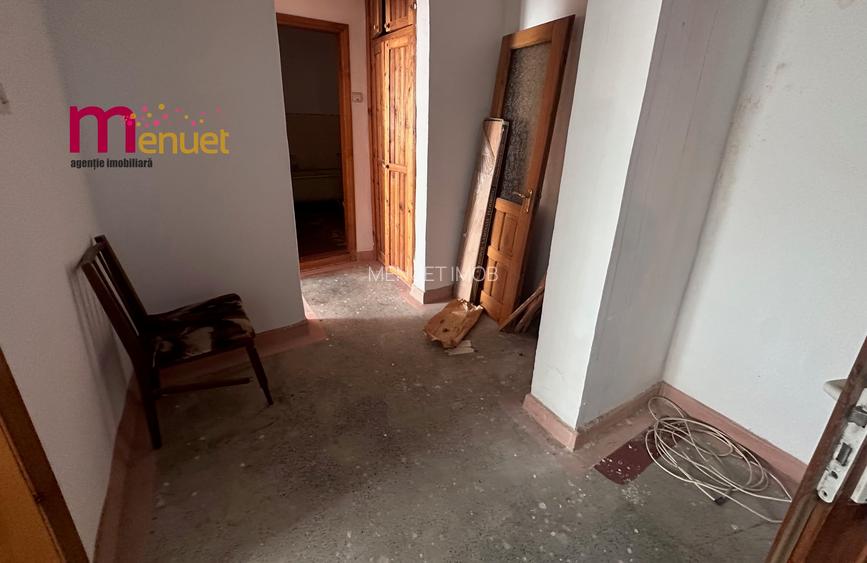 Apartament 2 camere,str.Gradinarilor - 8