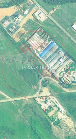 Teren de vanzare-ideal pentru hala sau parcare - 4