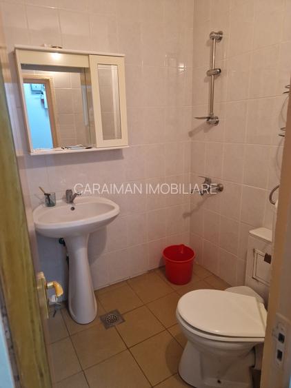 BD. CHISINAU X BD. BASARABIA, - 15