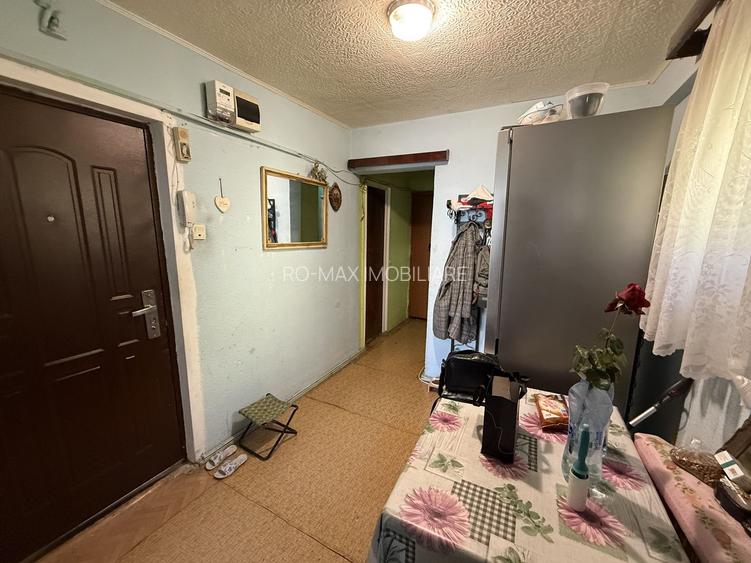 Ap 4 camere 67 mp Mega mall-bloc izolat termic-terasă refăcută! - 5