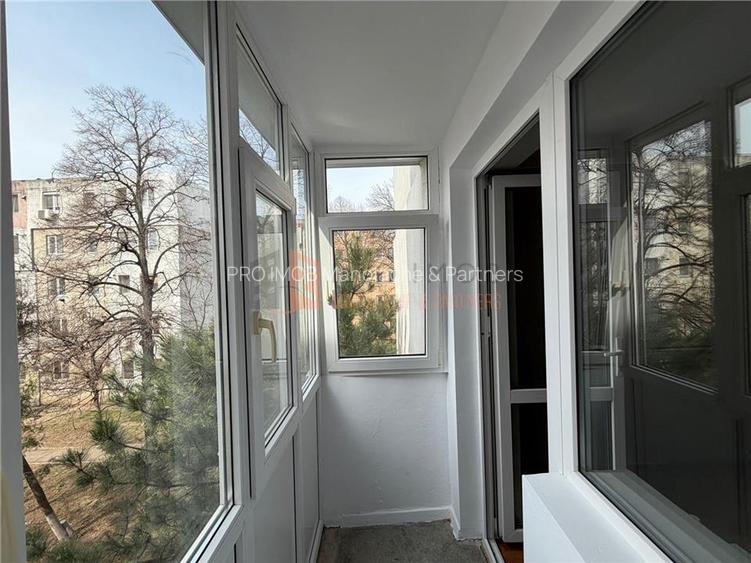 Apartament 3 camere cf 1 decomandat Zona Micro 14 - 13