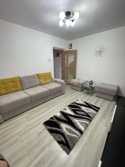 Apartament 2 camere -Zona Sud - etaj  3/4 - 40 mp -57000 euro negociabil - 2