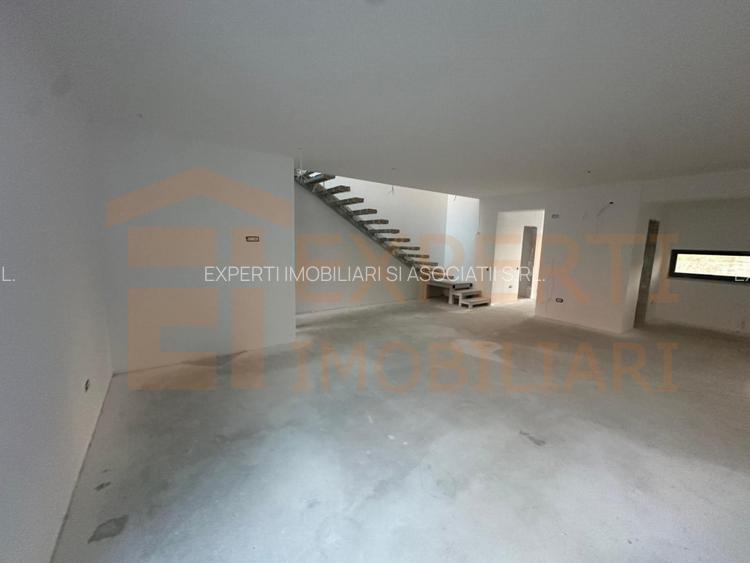 Vila deosebita de vanzare! - zona Mamaia Nord, pe malul lacului - 16