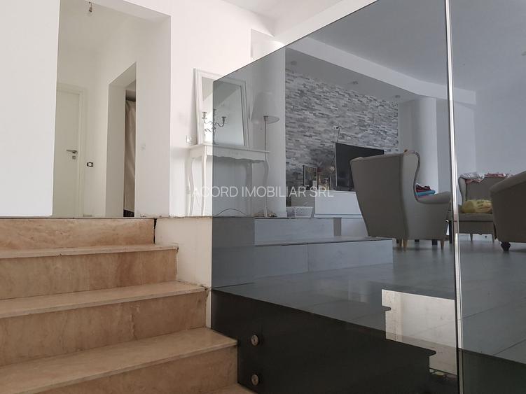 Aparthotel ,pensiune la cheie . - 24