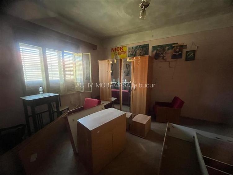 Valisoara, Casa la curte si Teren 3040 Mp, 10 minute de Caransebes - 3