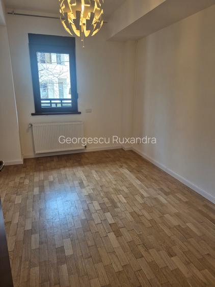 3 camere decomandat, bloc 2010, metrou , pereti interiori din caramida - 23