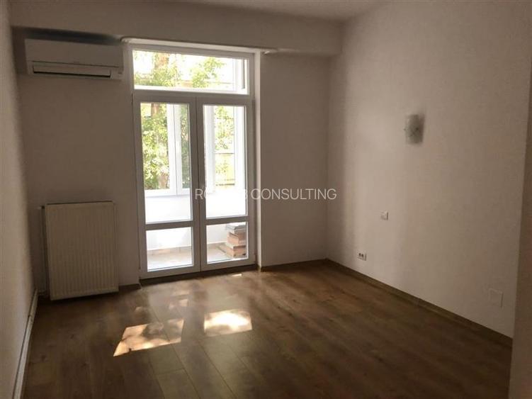 Apartament 3 camere decomandat, renovat, Piata Romana - 13