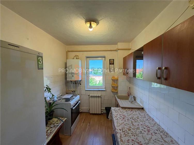 Apartament 2 camere cf 1 semidecomandat zona Crang - 6