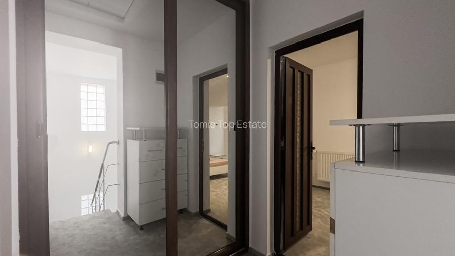 Vila D+P+1E cu 7 camere in Eforie Nord - ideal investiție sau locuința - 13