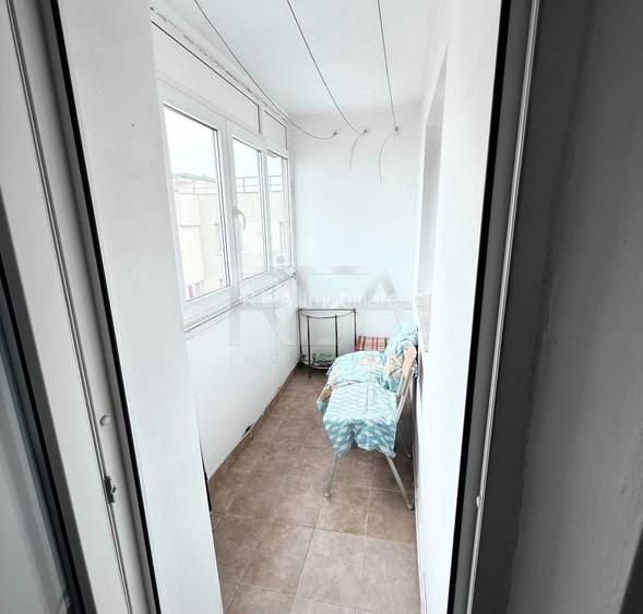 2 camere, 8/8, bloc 1979, anvelopat, 51 mp-Gorjului - 2