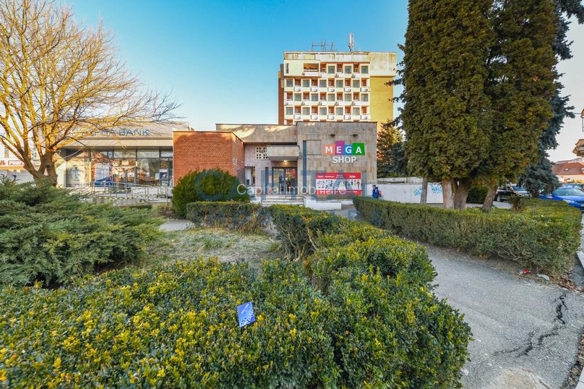 De vanzare Hotel, nefunctional, 70 camere + teren 3590 mp. - 22