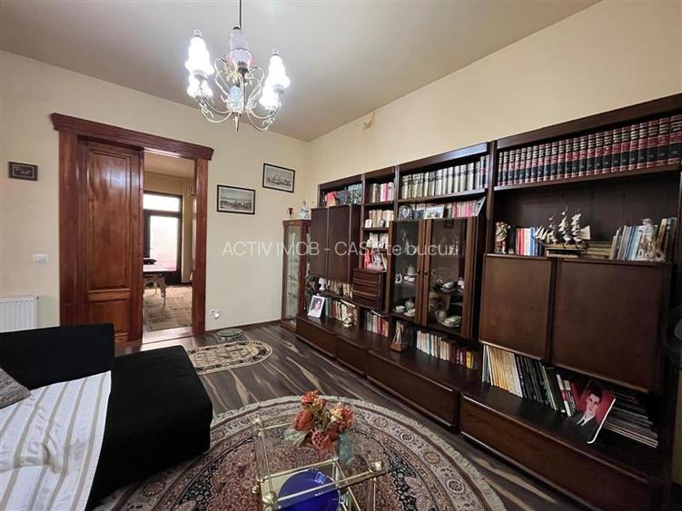 Lugoj, Casa 6 Cam., Teren 511 Mp., Str. Oituz. nr.1 - 5