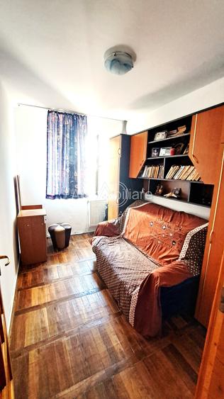 De vanzare Apartament 3 camere Targu Jiu - 3