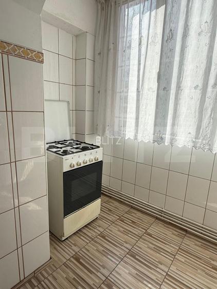 Apartament 2 camere, decomandat, etaj intermediar, zona foarte linistita - 6