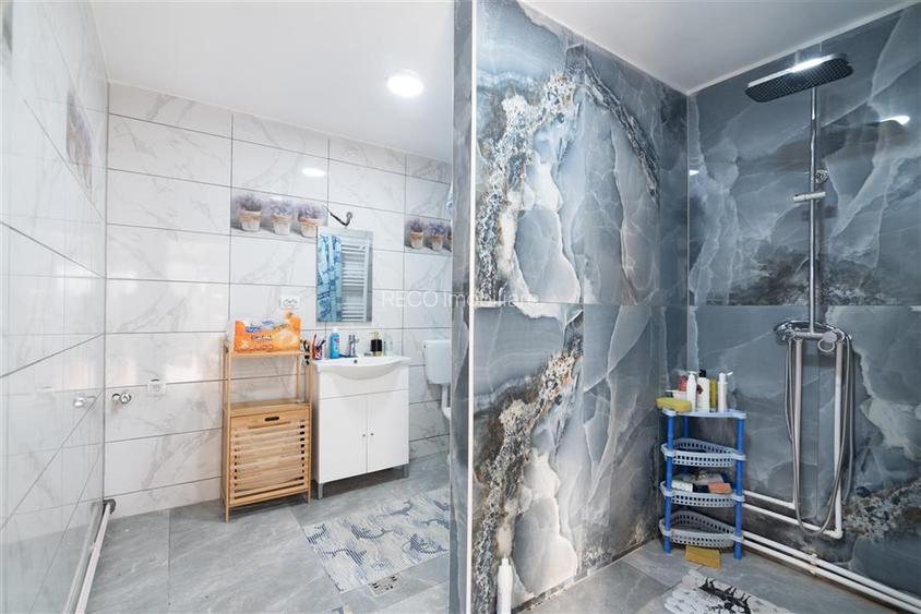 RECO, Doua case la pret de una, mobilate utilate, Zona Tarcea, Bihor - 9