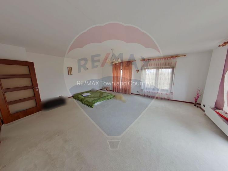 Vilă cu 6 camere de vânzare, strada Făget. - 12