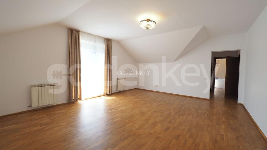 Vilă cu 5 dormitoare | piscina | 550mp gradina | garaj dublu - 10