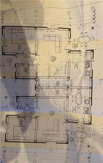 Duplex despartit prin camera tehnica - teren generos - 4 dormitoare - 4