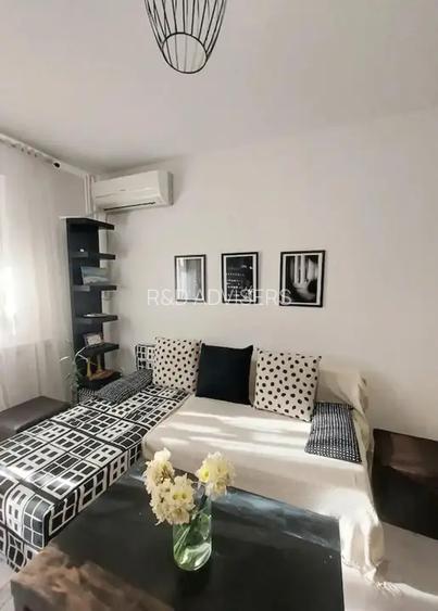 Apartament modern 3 camere metrou renovat complet centrala proprie - 2